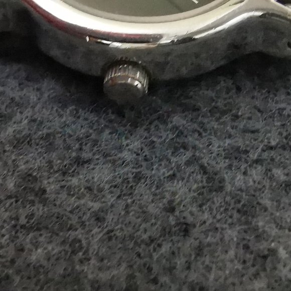 Ladies Movado Watch, stainless steel watch and strap, adjustable, size 7.5 now. - Picture 4 of 10